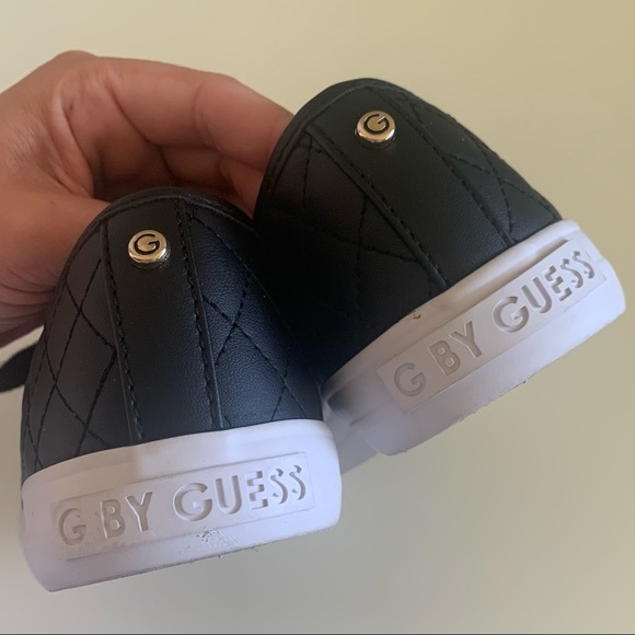 G by Guess Black & Gold Quilted Sneakers Size: 7.5 - Picture 8 of 14
